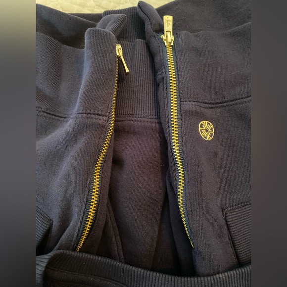 Lilly Pulitzer NAVY Beach Comber pullover - Picture 10 of 11